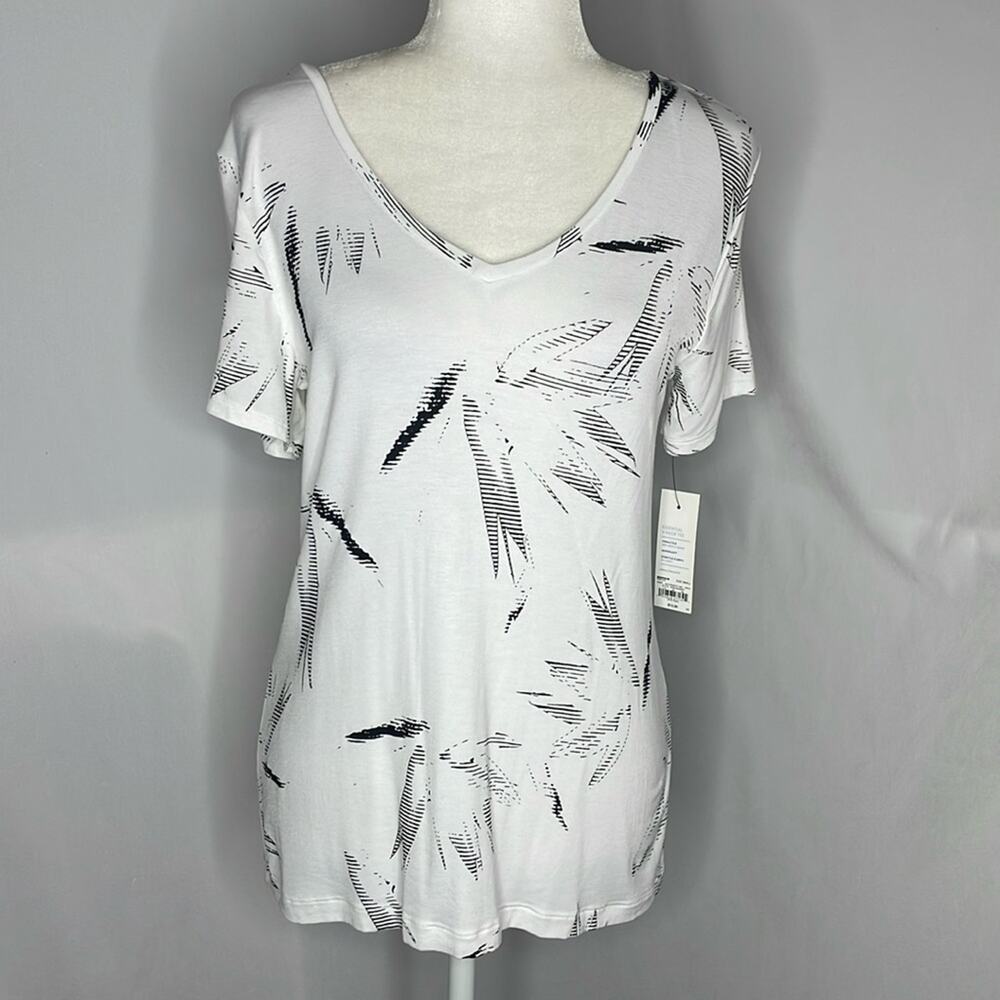 Apt. 9 White Short Sleeve V-Neck Tee with Black Abstract Print NWT